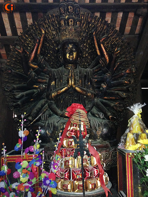 Thăm quan ngôi chùa lưu giữ Bảo vật quốc gia tại vùng Kinh Bắc